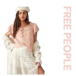 FREE PEOPLE Terese Velveteen Pink Ruffled
Keyhole Tie Puffed Sleeve Top, Size M.